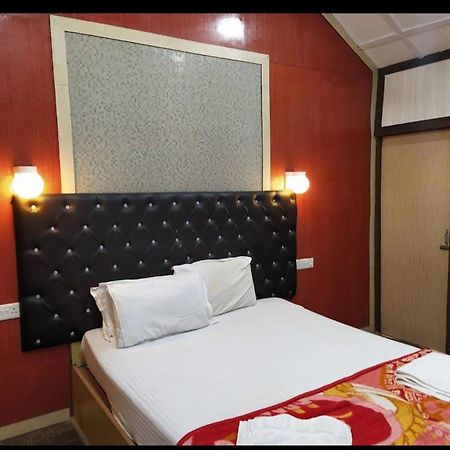 Gold India Beach Resort Govind Nagar Екстер'єр фото